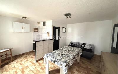 Studio - 24 m² - 2 pièces