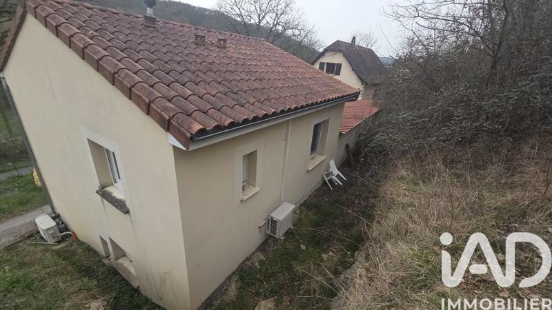 Maison - 211 m² - 11 pièces