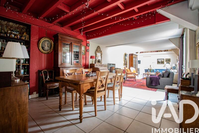 Maison - 156 m² - 8 pièces