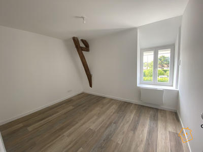 Maison - 103 m² - 4 pièces