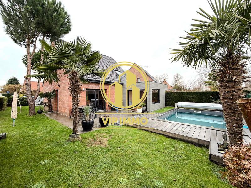 Maison - 108 m² - 6 pièces