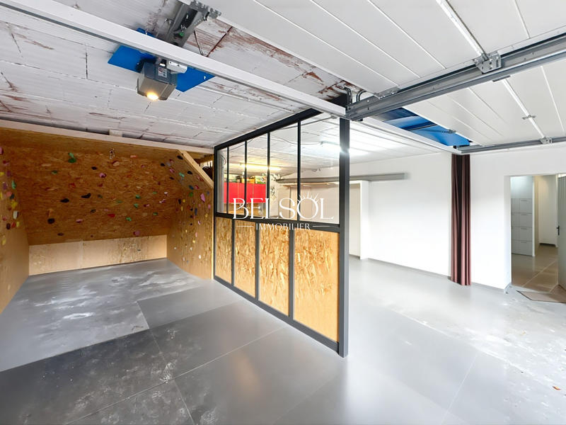 Mas - 295 m² - 10 pièces