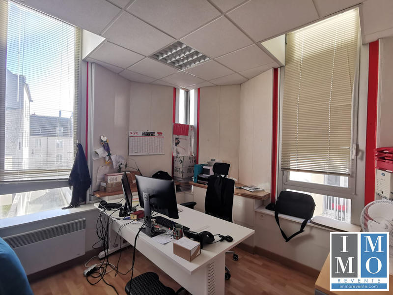 Bureau - 171 m²