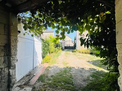 Maison - 98 m² - 3 pièces