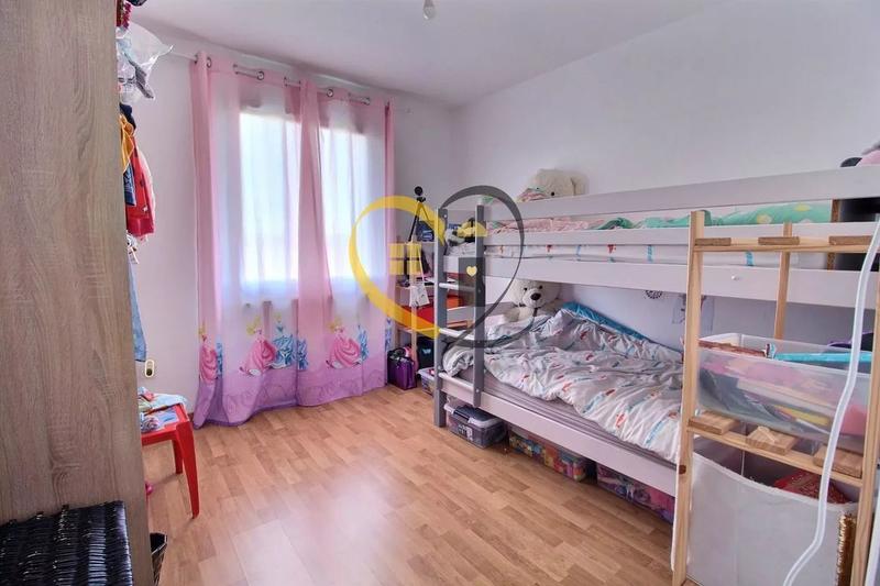 Maison - 121 m² - 5 pièces