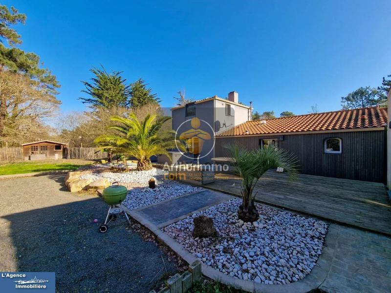 Maison - 137 m² - 6 pièces