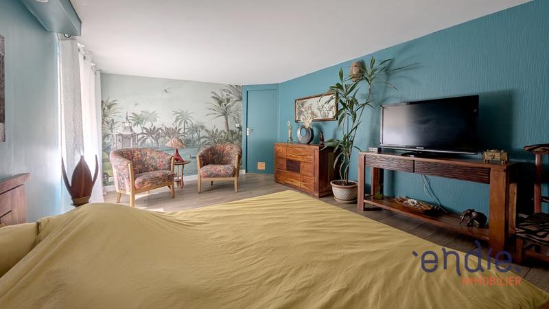 Maison - 121 m² - 5 pièces