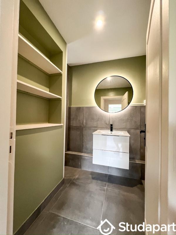 Chambre - 11 m² - 1 pièce