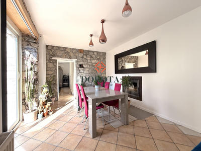 Maison - 122 m² - 5 pièces