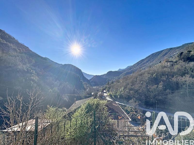 Maison de village - 60 m² - 4 pièces