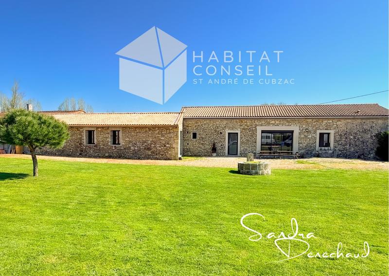 Maison - 240 m² - 7 pièces