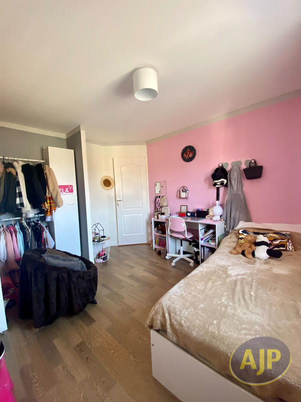 Maison - 119 m² - 6 pièces