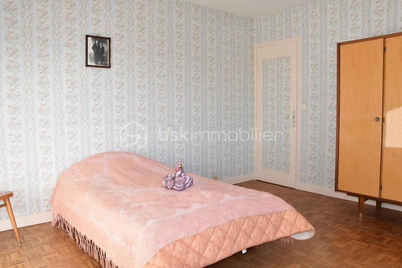 Maison - 199 m² - 9 pièces