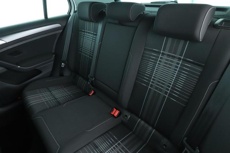 Volkswagen Golf VII 1.4 Tsi Act BlueMotion Tech Lounge Dsg7 5p 150 ch