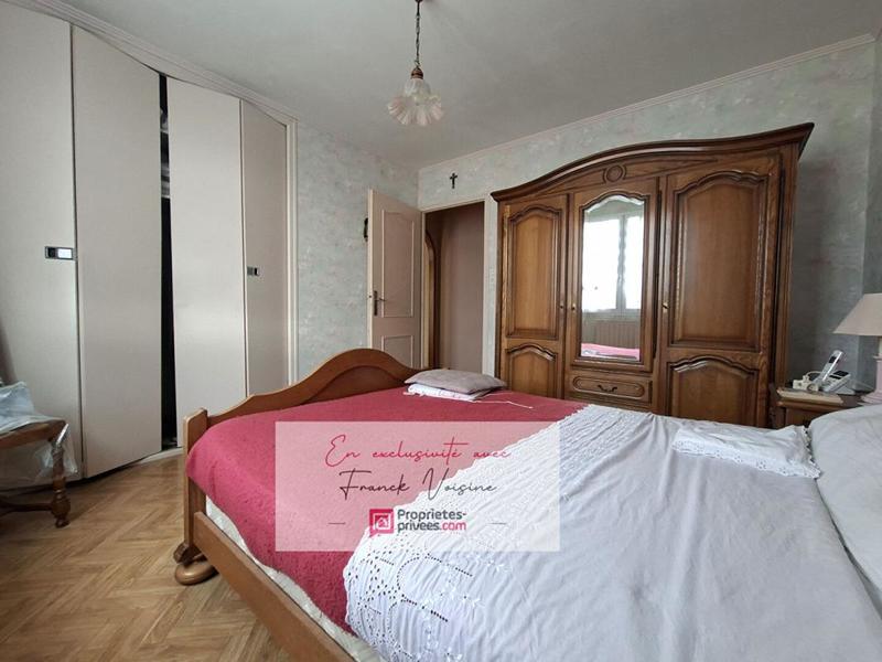 Maison - 137 m² - 6 pièces