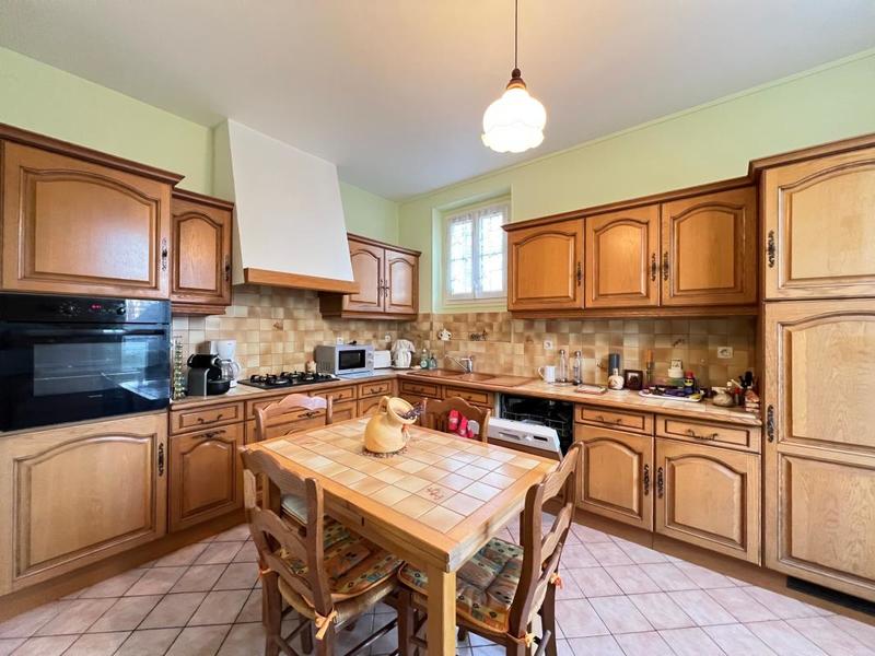 Maison - 80 m² - 5 pièces