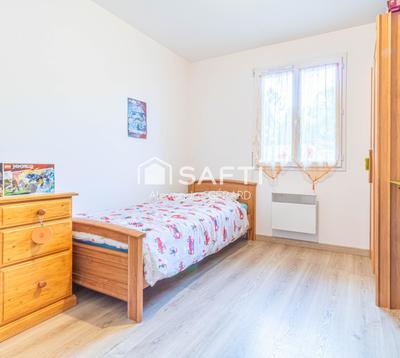 Maison - 95 m² - 4 pièces