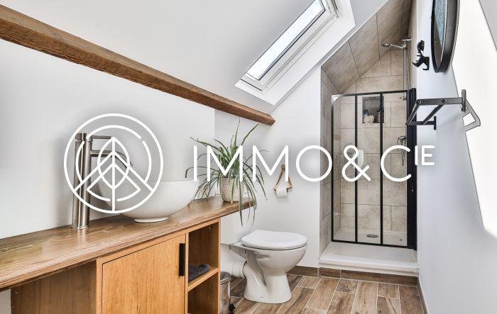 Maison - 202 m² - 6 pièces