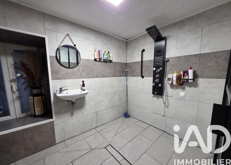 Maison - 190 m² - 5 pièces