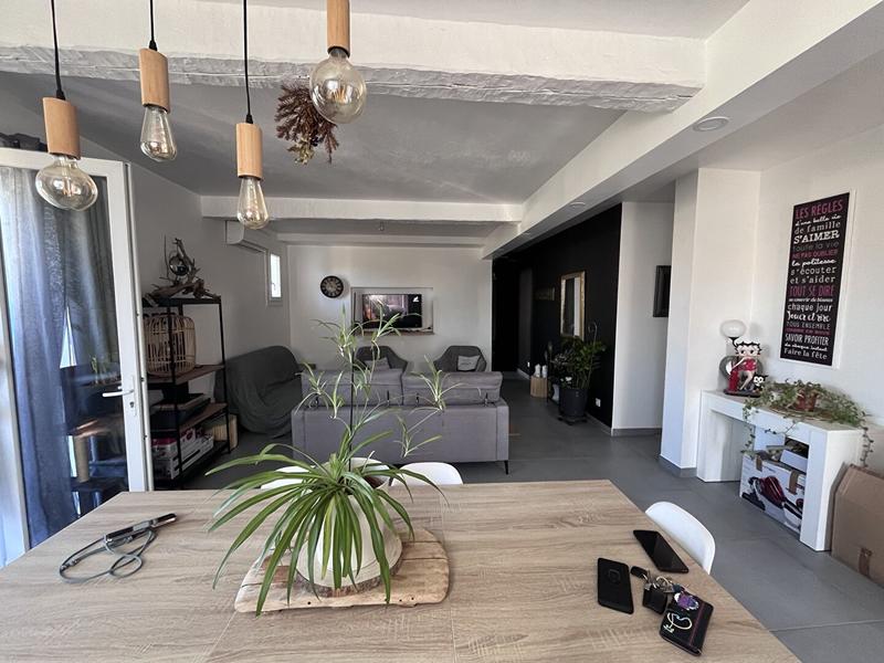 Maison - 81 m² - 3 pièces