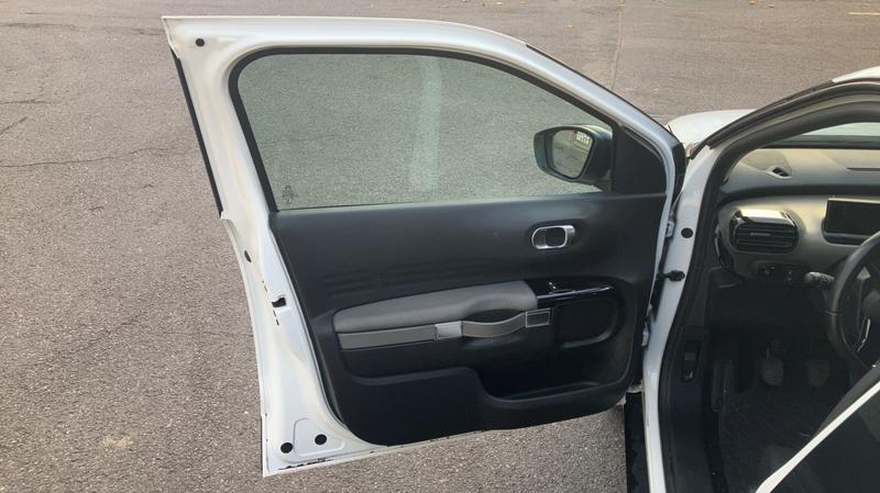 Citroën C4 Cactus 1.5 BlueHDi 100 Feel Business