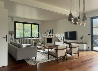 Maison - 155 m² - 5 pièces