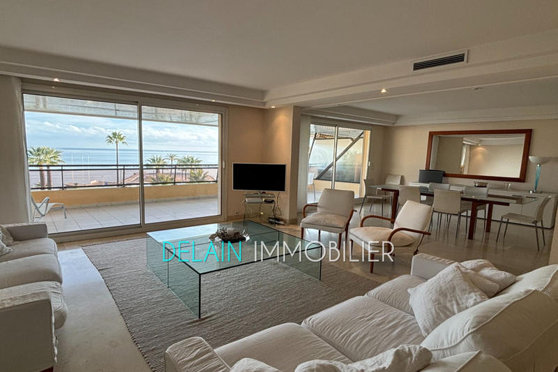 Appartement - 157 m² - 4 pièces