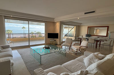 Appartement - 157 m² - 4 pièces