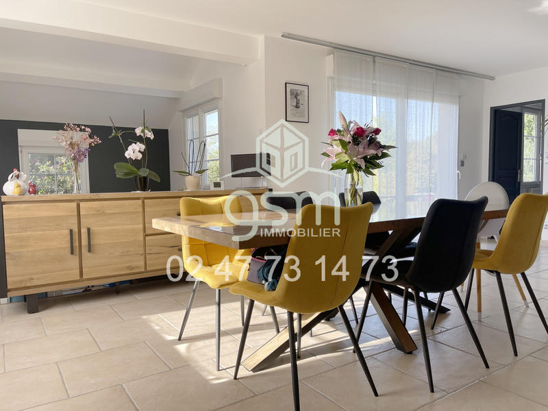 Maison - 166 m² - 6 pièces