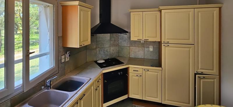 Maison - 236 m² - 11 pièces