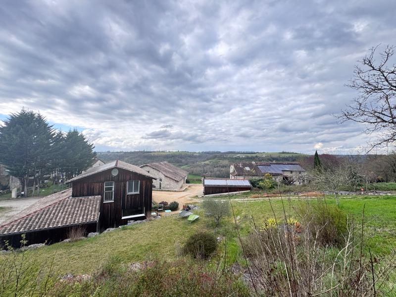 Propriété - 500 m² - 15 pièces