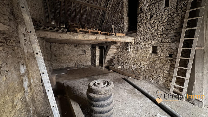 Maison ancienne - 74 m² - 2 pièces