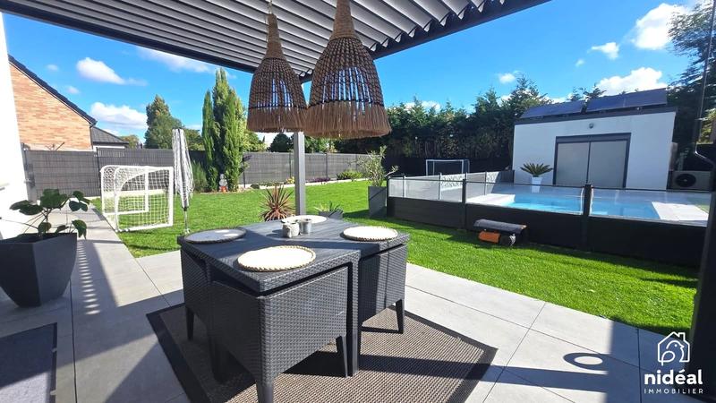 Maison - 139 m² - 6 pièces