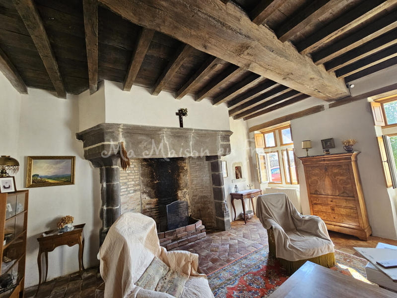 Maison - 318 m² - 8 pièces