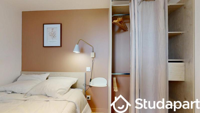 Chambre - 9 m² - 1 pièce