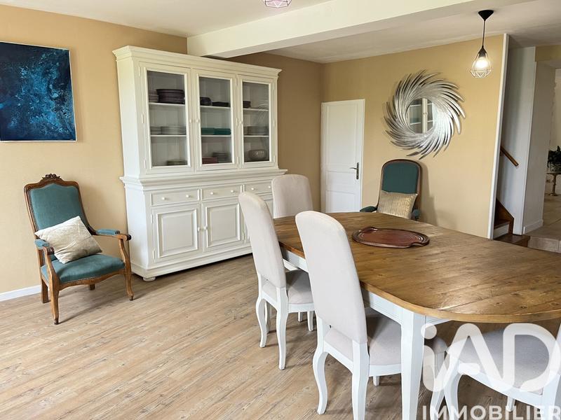 Maison de campagne - 220 m² - 7 pièces