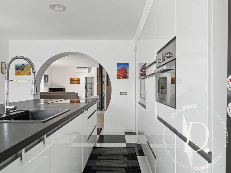 Maison - 108 m² - 4 pièces