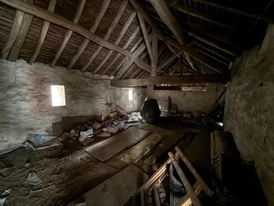 Grange - 90 m² - 3 pièces