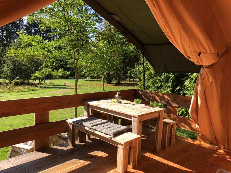 Maison - 340 m² - 15 pièces