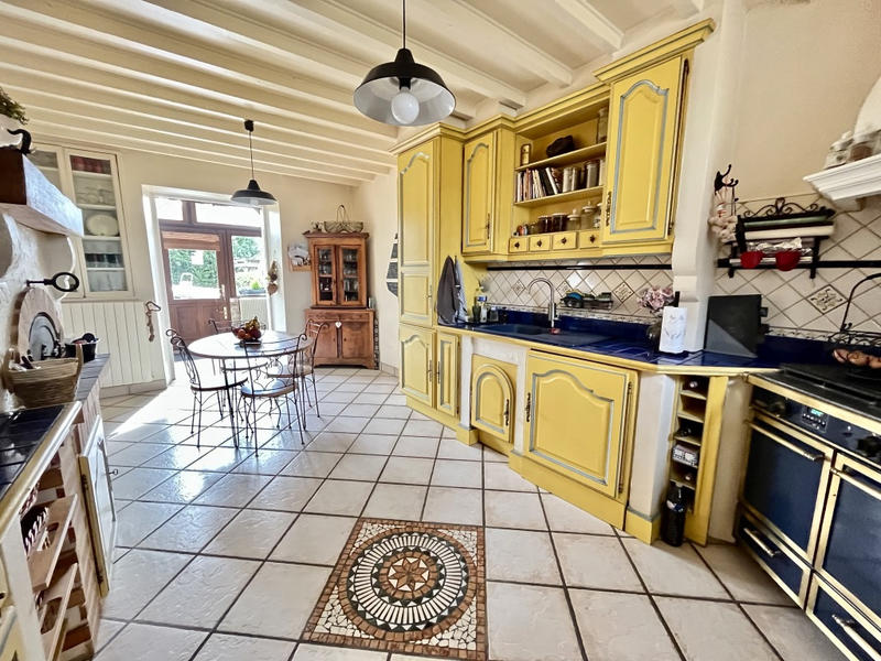 Maison - 140 m² - 6 pièces