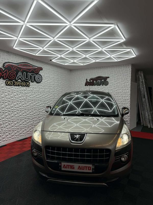 Peugeot 3008 2.0 HDi 16v 150 Cv. Feline