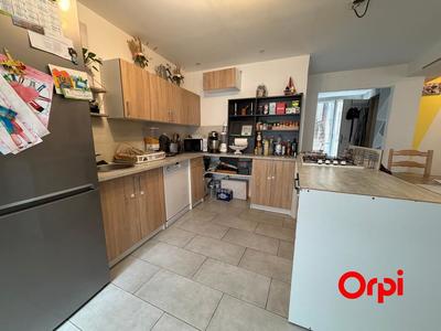 Maison - 108 m² - 4 pièces