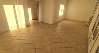 Appartement - 81 m² - 5 pièces