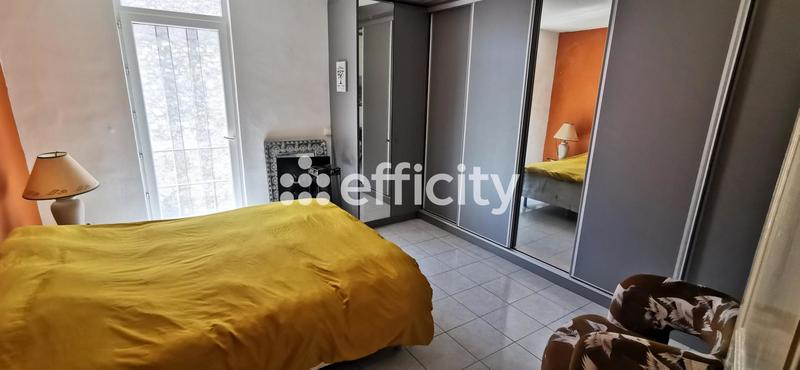 Maison - 165 m² - 8 pièces