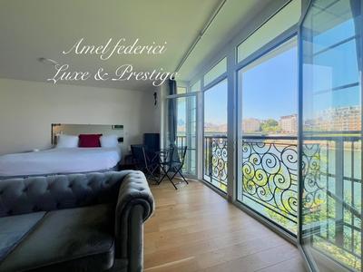 Appartement bourgeois - 52 m² - 3 pièces