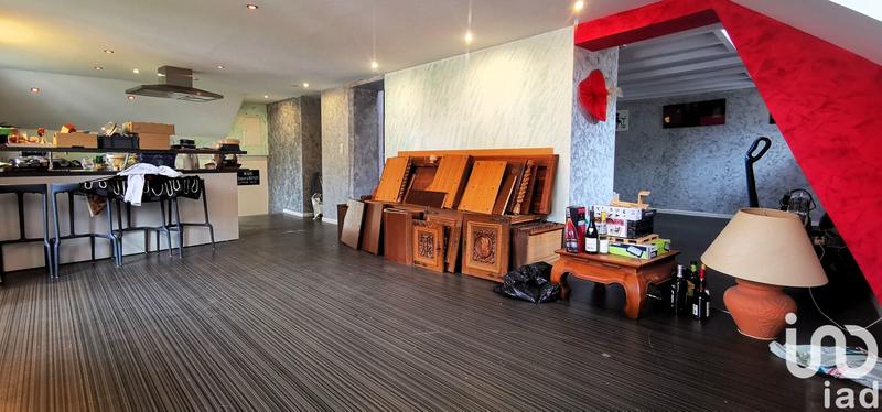 Maison - 204 m² - 9 pièces