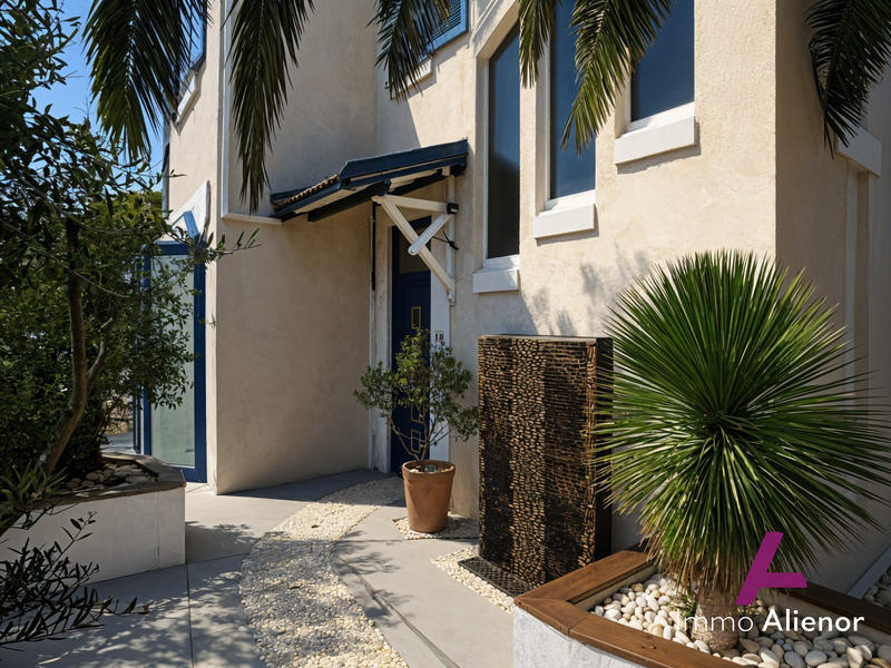 Maison contemporaine - 141 m² - 6 pièces