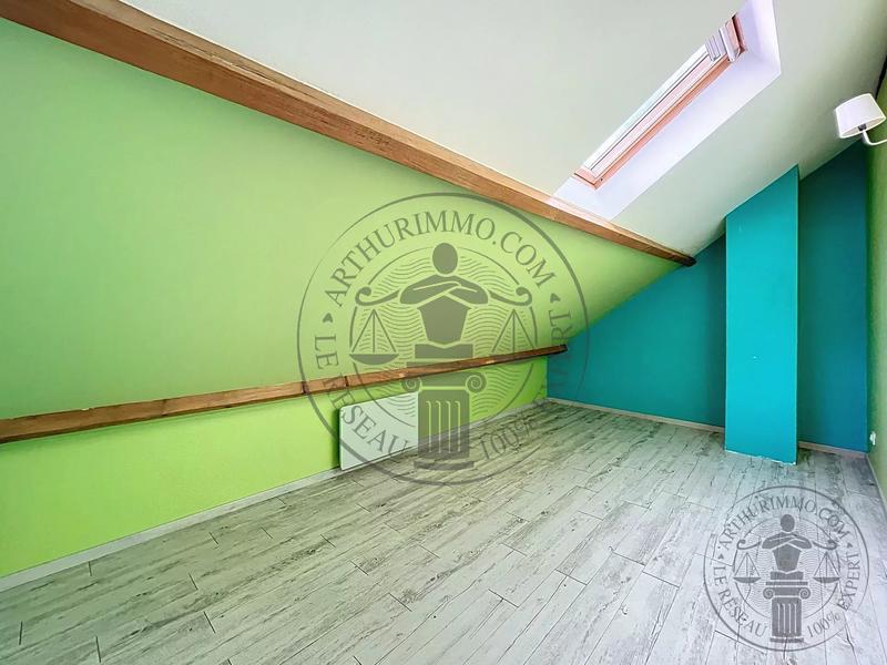 Maison - 77 m² - 4 pièces