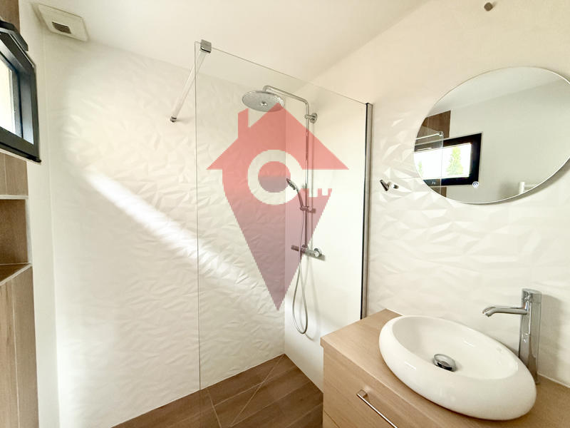 Maison - 160 m² - 7 pièces