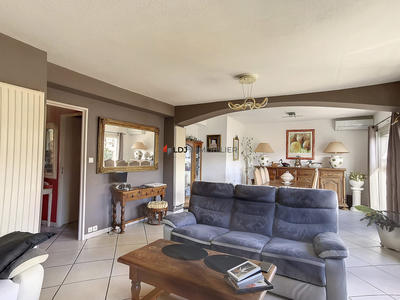 Appartement - 85 m² - 4 pièces